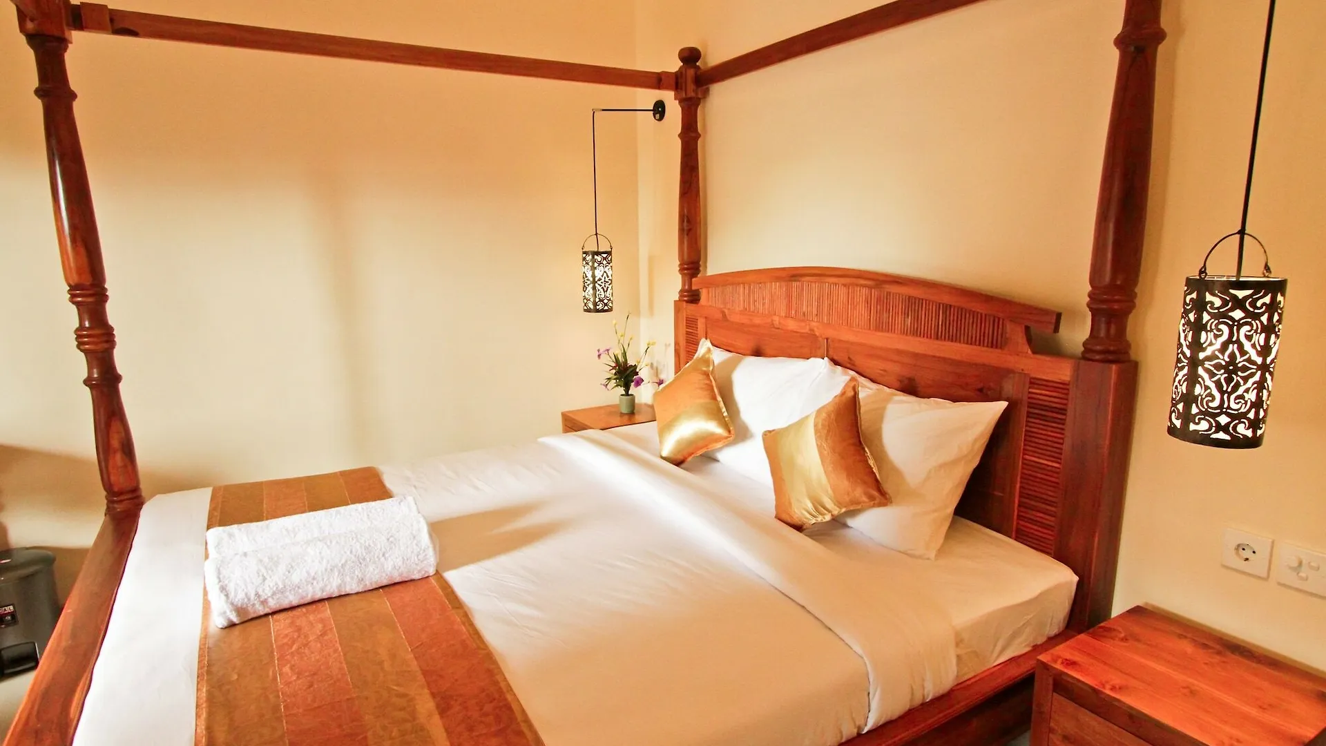 Awan Bali House Hotel Ubud 3*,